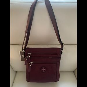 Giani Bernini Pebble Crossbody/Shoulder Bag Wine
